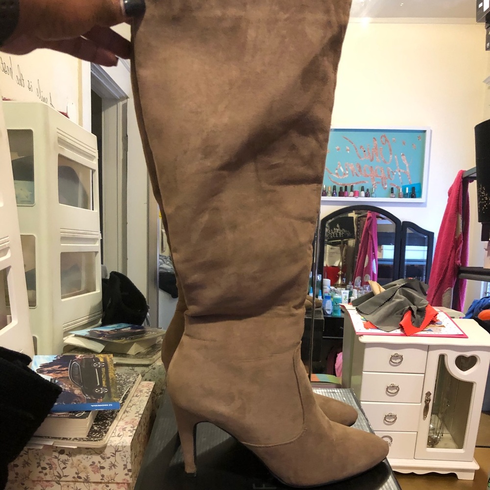 Forever 21 knee high boots